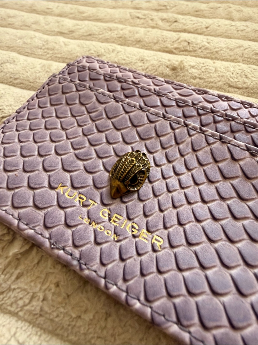 Kurt Geiger Lilac Card Holder - Picture 2 of 3
